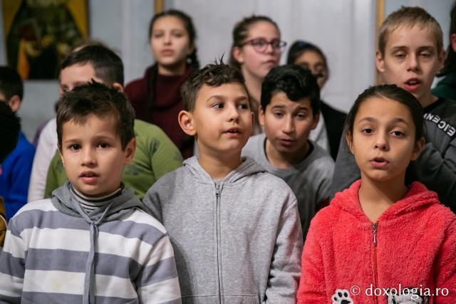 Colindători la Reședința Mitropolitană 2018 – Centrul de zi pentru copii „Sfânta Marina” Iași