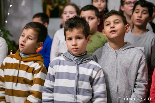 Colindători la Reședința Mitropolitană 2018 – Centrul de zi pentru copii „Sfânta Marina” Iași