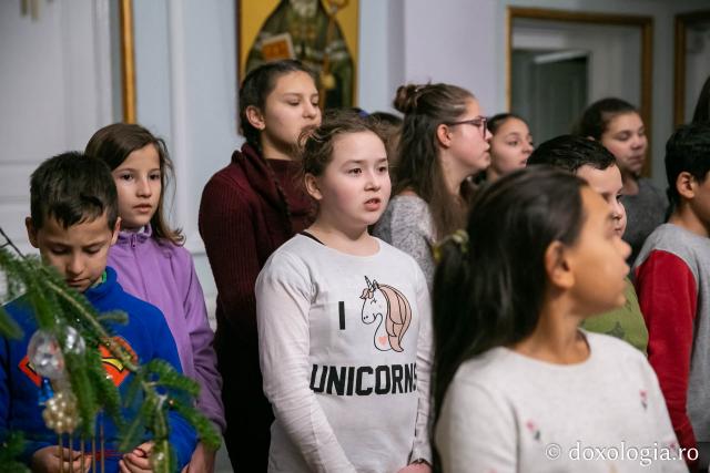 Colindători la Reședința Mitropolitană 2018 – Centrul de zi pentru copii „Sfânta Marina” Iași