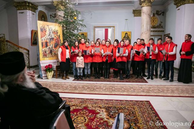 Colindători la Reședința Mitropolitană 2018 – Voluntarii Sfintei Parascheva