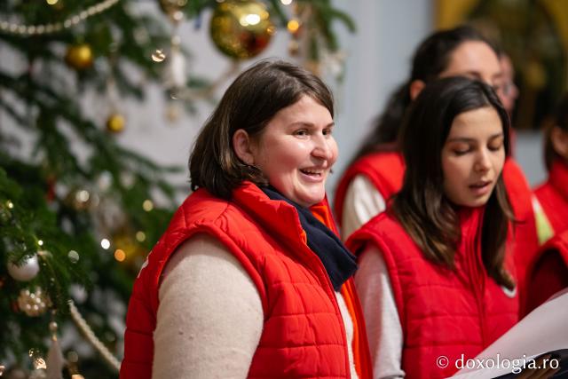 Colindători la Reședința Mitropolitană 2018 – Voluntarii Sfintei Parascheva