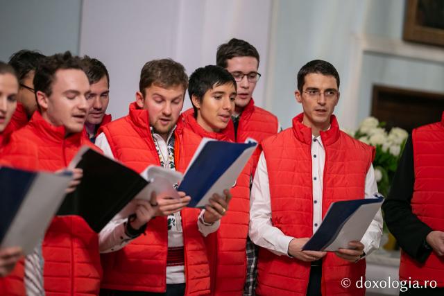 Colindători la Reședința Mitropolitană 2018 – Voluntarii Sfintei Parascheva