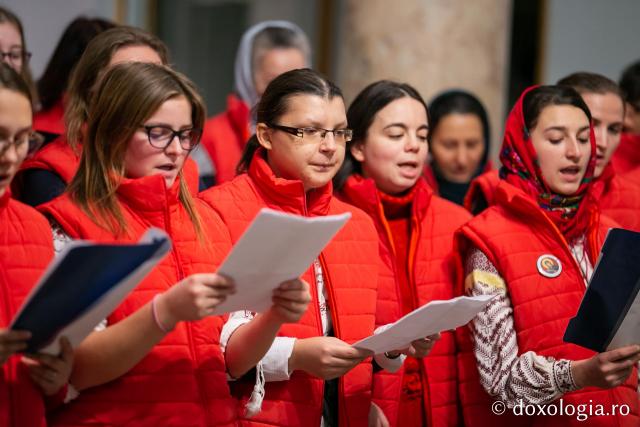 Colindători la Reședința Mitropolitană 2018 – Voluntarii Sfintei Parascheva