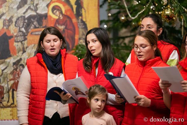 Colindători la Reședința Mitropolitană 2018 – Voluntarii Sfintei Parascheva