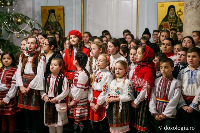 Colindători la Reședința Mitropolitană 2018 – Parohia Rădeni, Neamț