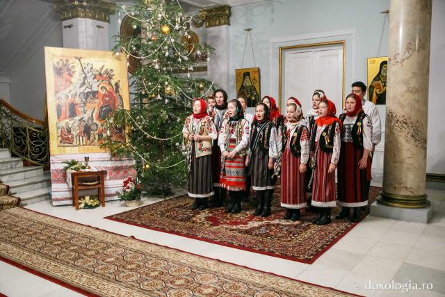 Colindători la Reședința Mitropolitană 2018 – Parohia „Sfântul Vasile” Hârlău