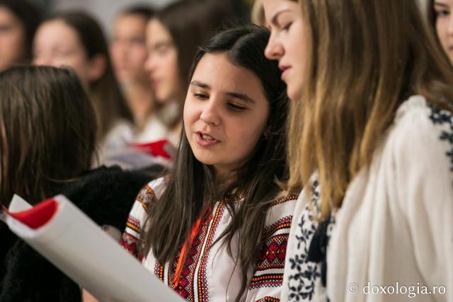 Colindători la Reședința Mitropolitană 2018 – Școala Costuleni Iași