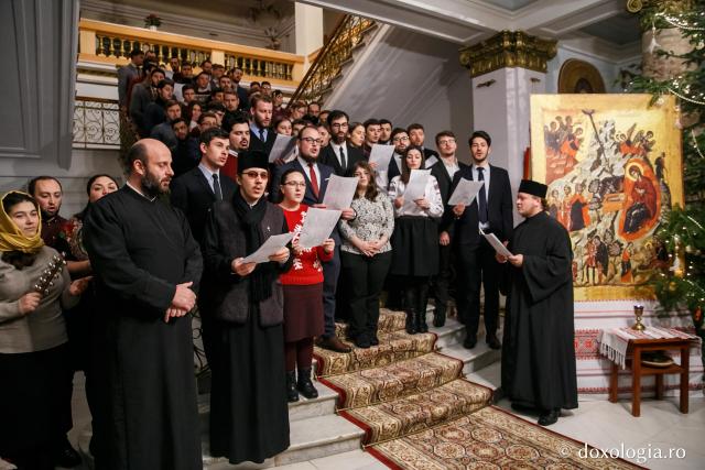 Colindători la Reședința Mitropolitană 2018 – Studenții de la Facultatea de Teologie din Iași, anul IV