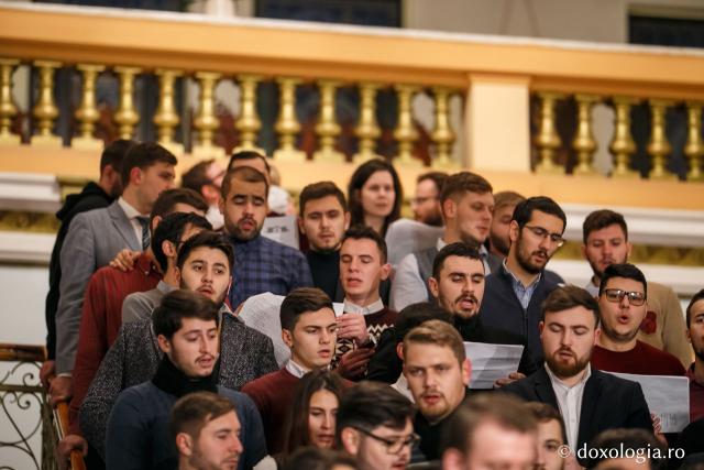 Colindători la Reședința Mitropolitană 2018 – Studenții de la Facultatea de Teologie din Iași, anul IV