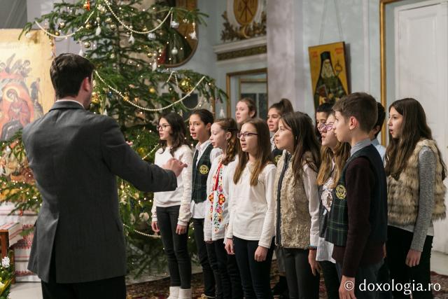 Colindători la Reședința Mitropolitană 2018 – Şcoala „Elena Cuza” din Iași