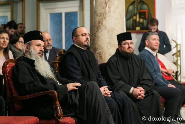 Colindători la Reședința Mitropolitană 2018 – Şcoala „Elena Cuza” din Iași