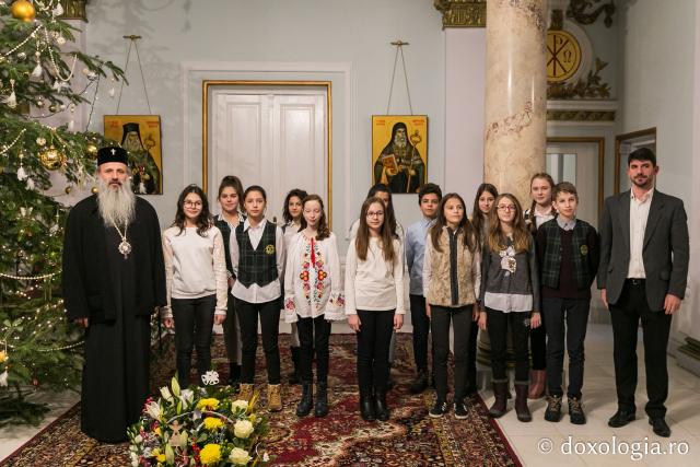 Colindători la Reședința Mitropolitană 2018 – Şcoala „Elena Cuza” din Iași