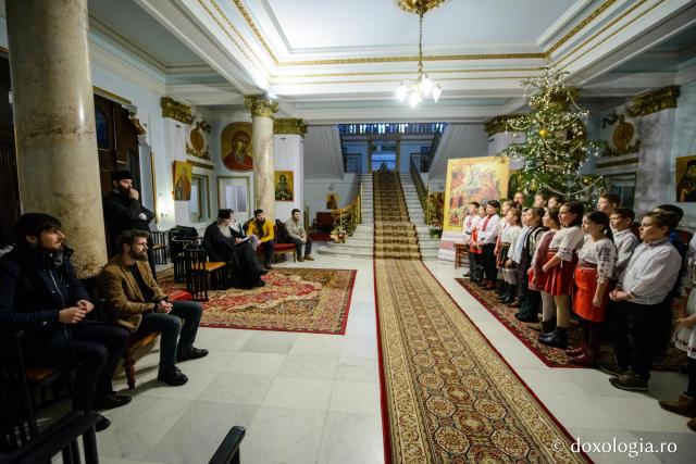 Colindători la Reședința Mitropolitană 2018 – Școala Tomești (Înv. Maria Tofan)