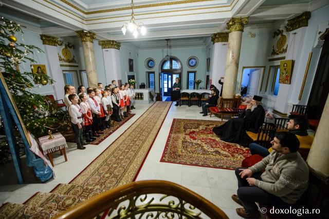 Colindători la Reședința Mitropolitană 2018 – Școala Tomești (Înv. Maria Tofan)