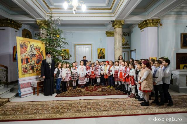 Colindători la Reședința Mitropolitană 2018 – Școala Tomești (Prof. Elena Niculiță)