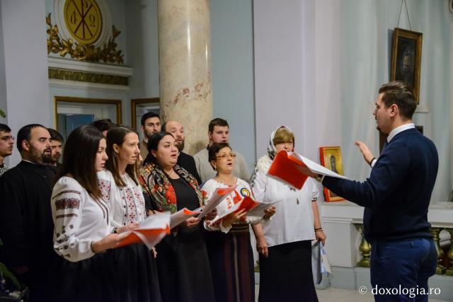 Colindători la Reședința Mitropolitană 2018 – Studenții de la Facultatea de Teologie din Iași, Masterat Teoria și Practica Formării Religioase, anul I