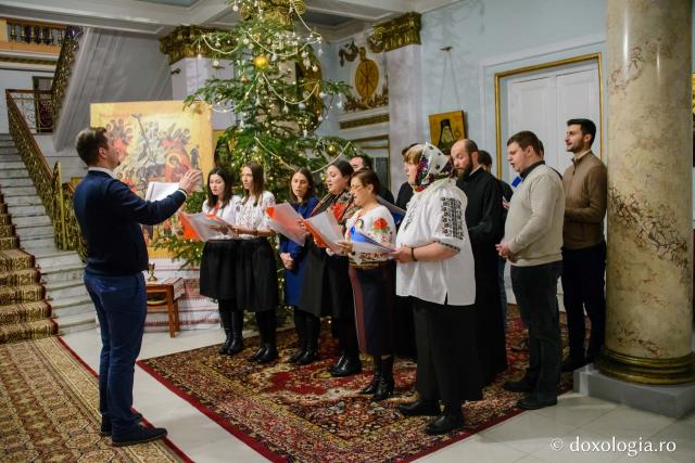 Colindători la Reședința Mitropolitană 2018 – Studenții de la Facultatea de Teologie din Iași, Masterat Teoria și Practica Formării Religioase, anul I