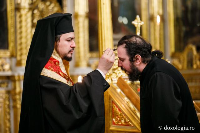 (Foto) Priveghere în cinstea Sfântului Ierarh Iosif cel Milostiv, Mitropolitul Moldovei