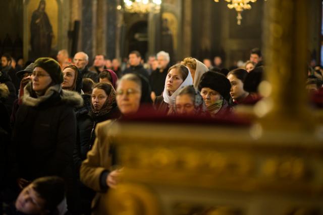 (Foto) Sfântul Ierarh Iosif cel Milostiv sărbătorit la Iași: IPS Mitropolit Teofan a slujit cu toiagul arhieresc al sfântului prăznuit