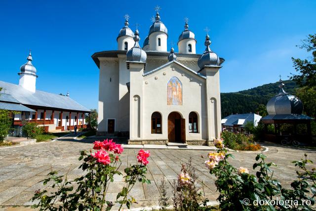 (Foto) Mănăstirea Horaița ‒ arhitectură unică în țară