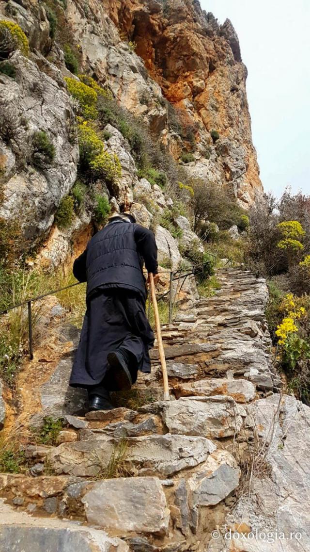 (Foto) Zile de aprilie la Muntele Athos