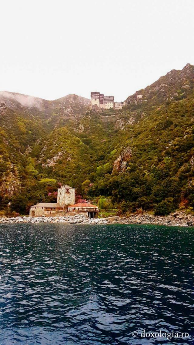 (Foto) Primăvara la Muntele Athos