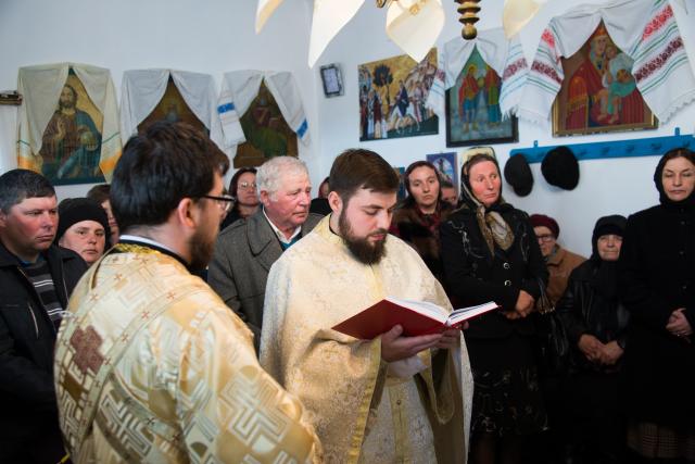 (Foto) Liturghie și vizite arhierești în Protopopiatul Iași 1