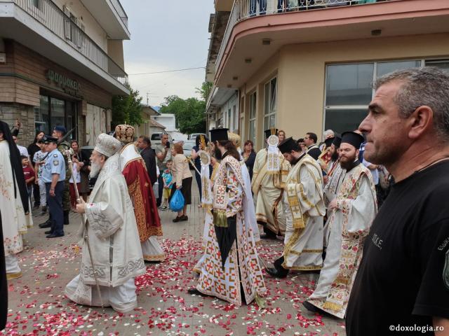 Procesiune cu Moaștele Sfântului Ioan Rusul – 27 mai 2019 (Insula Evia, Grecia)