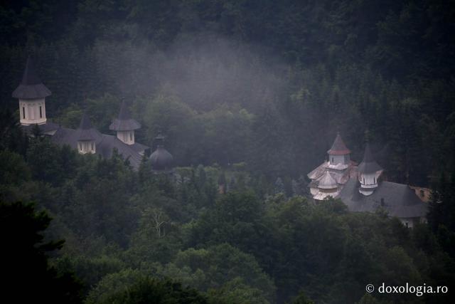 (Foto) Mănăstirea Sihăstria de ziua Tuturor Sfinților