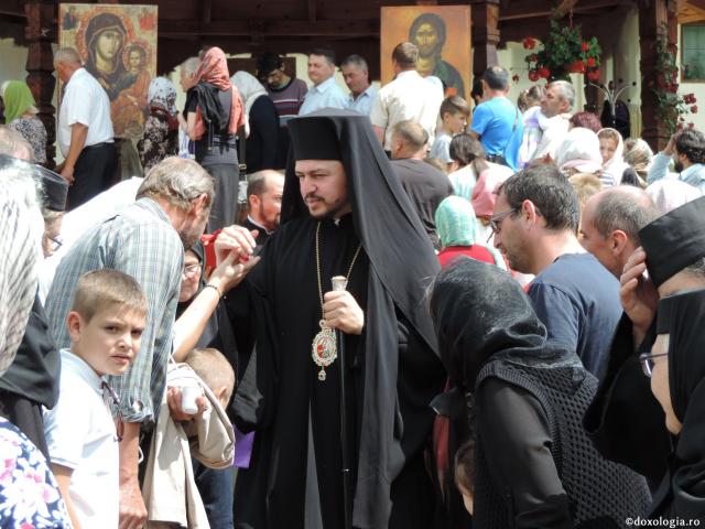 (Foto) Mănăstirea Paltin Petru-Vodă, la ceas de sărbătoare 