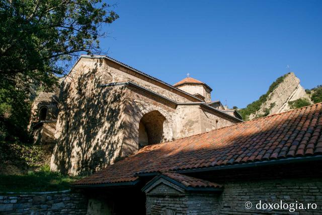 (Foto) Pași de pelerin la Mănăstirea Shiomgvime – Georgia