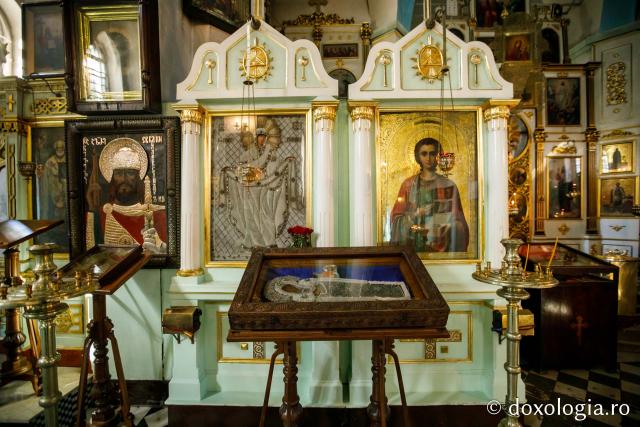 (Foto) Paşi de pelerin la Biserica „Sfântul Alexandru Nevski” – Tbilisi, Georgia