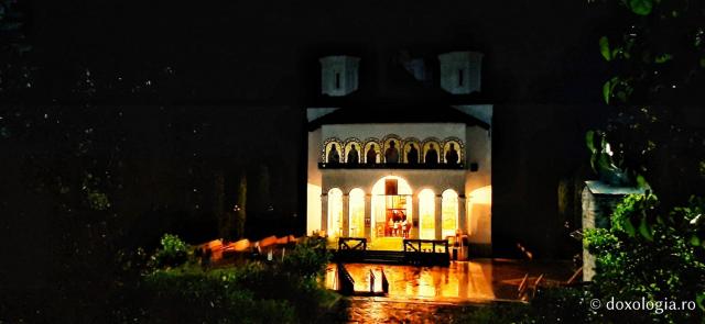 (Foto) Mănăstirea Sihăstria în ajunul Schimbării la Față a Mântuitorului