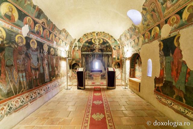 (Foto) Paşi de pelerin la Mănăstirea Kremikovtsi – Bulgaria