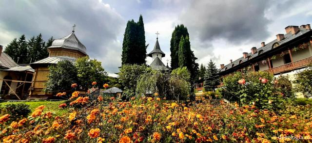 (Foto) Sfârșit de septembrie la Mănăstirea Sihăstria