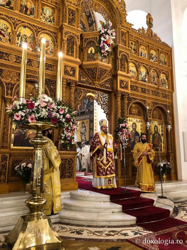 (Foto) Hramul Sfântului Ierarh Nectarie – Eghina, 2019