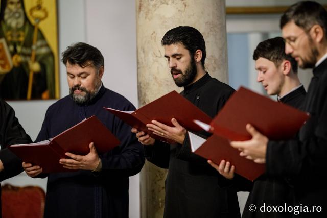 Corul „Mitropolit Visarion Puiu” al Episcopiei de Bălți – Colindători la Reședința Mitropolitană 2019