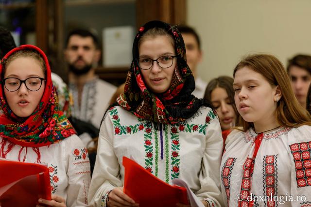 Filialele ATOR din Moldova și Prietenii Sfinţilor Trei Ierarhi – Colindători la Reședința Mitropolitană 2019
