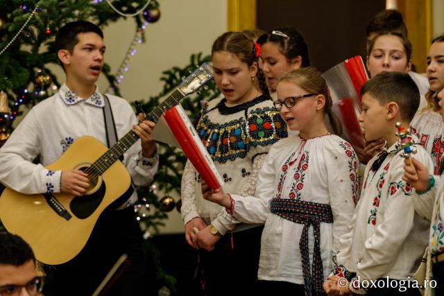 Filialele ATOR din Moldova și Prietenii Sfinţilor Trei Ierarhi – Colindători la Reședința Mitropolitană 2019