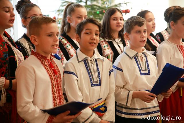 Școlile Dochia și Bodești – Colindători 2019