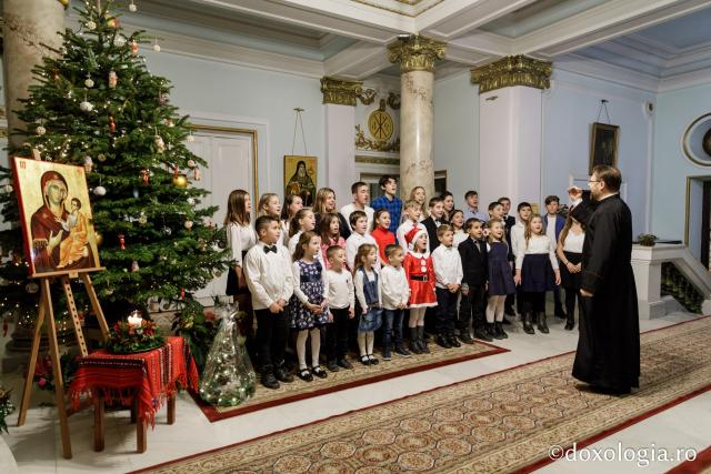 Parohia Movileni – Colindători la Reședința Mitropolitană 2019