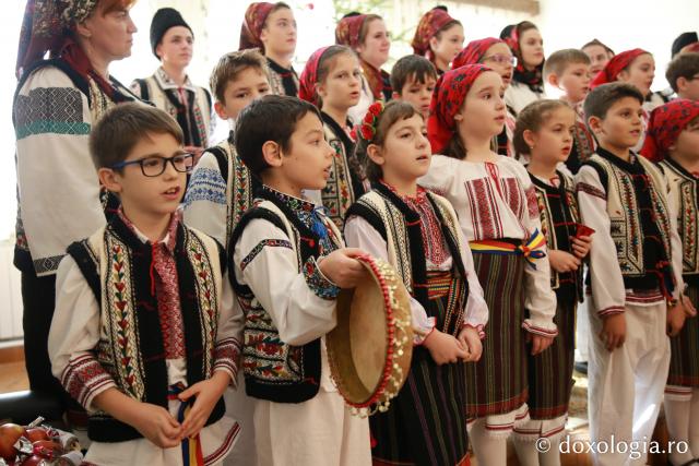 Școala Gimnazială nr. 8, Piatra Neamț – Colindători 2019
