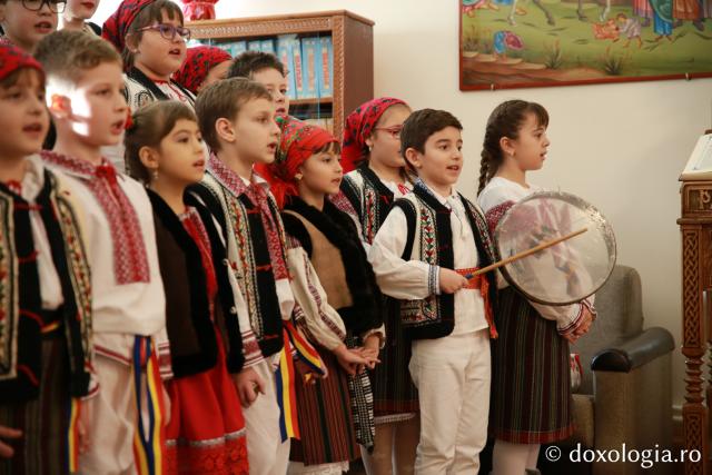 Școala Gimnazială nr. 8, Piatra Neamț – Colindători 2019