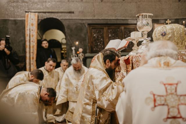 (Foto) Hirotonia Preasfințitului Părinte Benedict Bistrițeanul, Episcop vicar al Arhiepiscopiei Vadului, Feleacului și Clujului