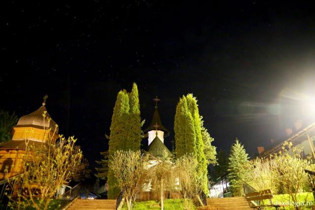 (Foto) Mănăstirea Sihăstria în Săptămâna Luminată