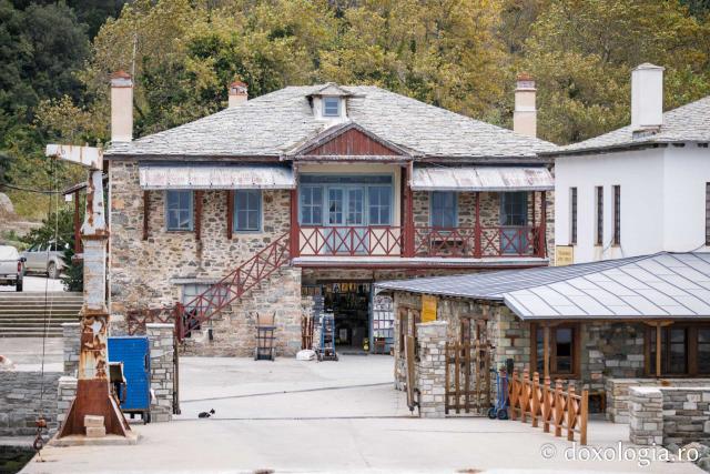 (Foto) Dafni – poarta de intrare în Sfântul Munte Athos 