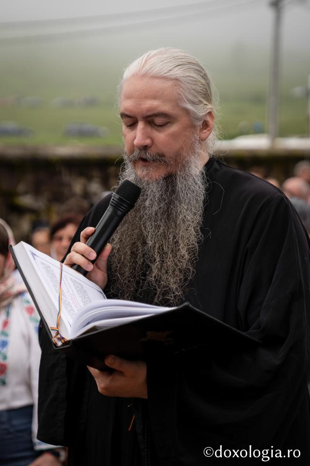 (Foto) Mănăstirea Petru Vodă: Sfânta Liturghie și slujba Parastasului pentru părintele Iustin Pârvu