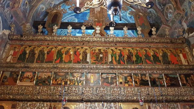 (Foto) Biserica Mănăstirii Humor a fost resfinţită