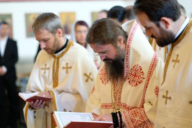 (Foto) PS Părinte Macarie, în slujire euharistică la Borås și Göteborg