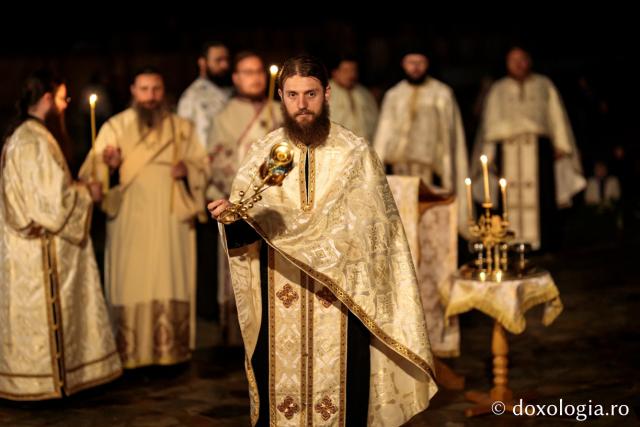 (Foto) Mănăstirea Alexandru Vlahuță din județul Vaslui și-a sărbătorit hramul de Praznicul Nașterii Maicii Domnului